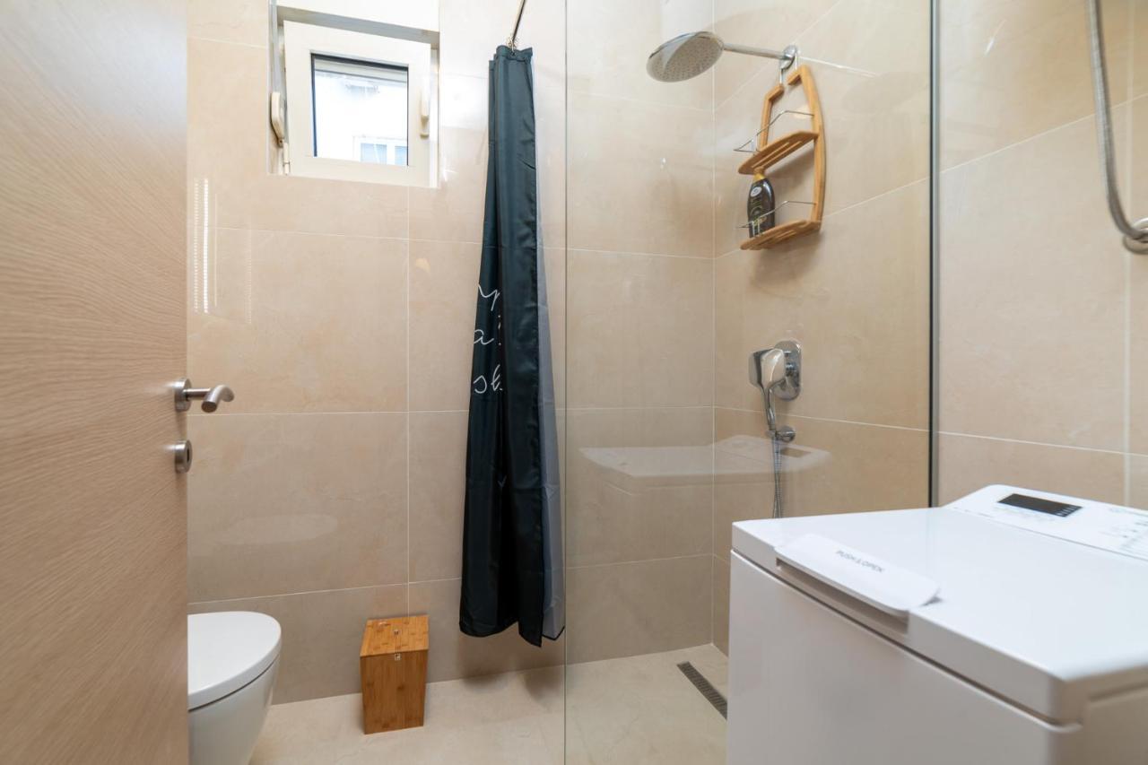 Ana'S Apartment Budva Mne Luaran gambar