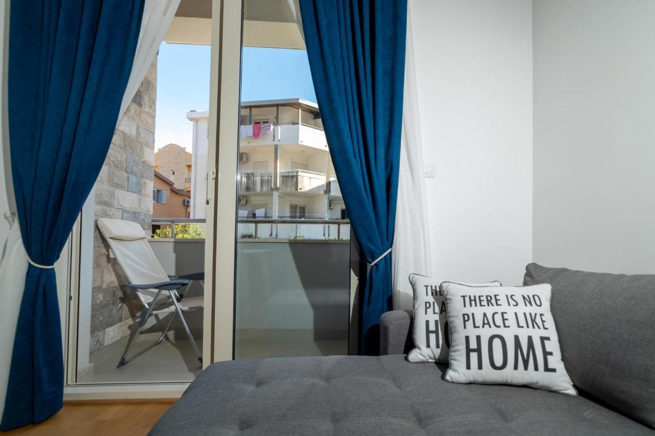 Ana'S Apartment Budva Mne Luaran gambar