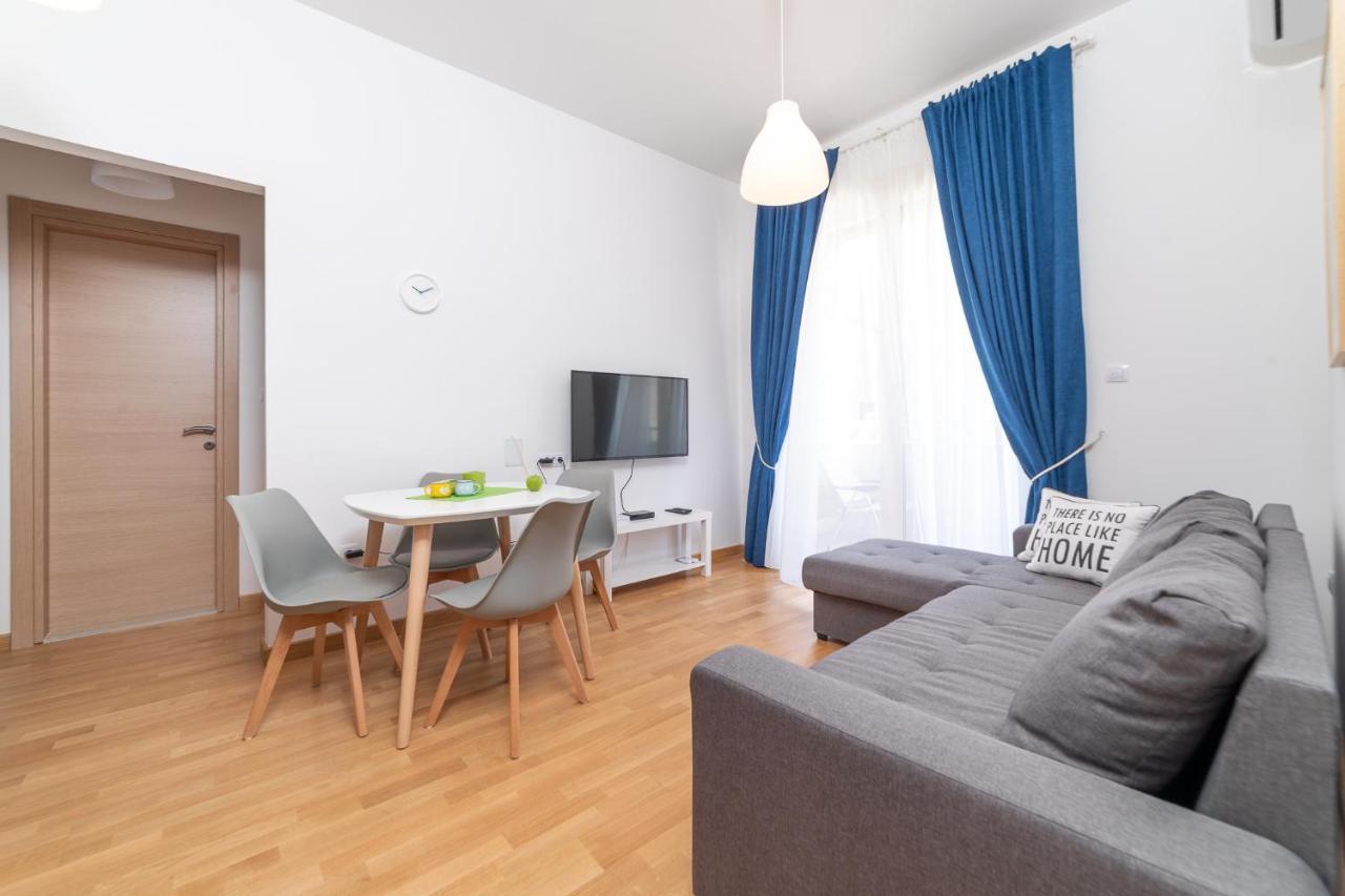 Ana'S Apartment Budva Mne Luaran gambar